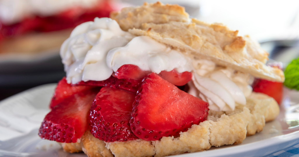 Brandied Strawberry Shortcake Biscuits with Whipped Cream (58 Mins ...